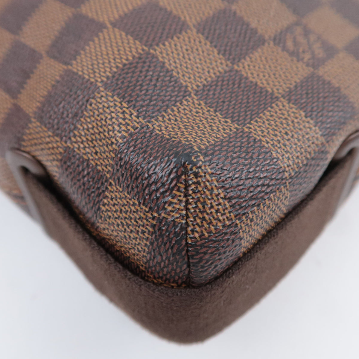 Louis Vuitton Damier Brooklyn MM Crossbody Bag N51211