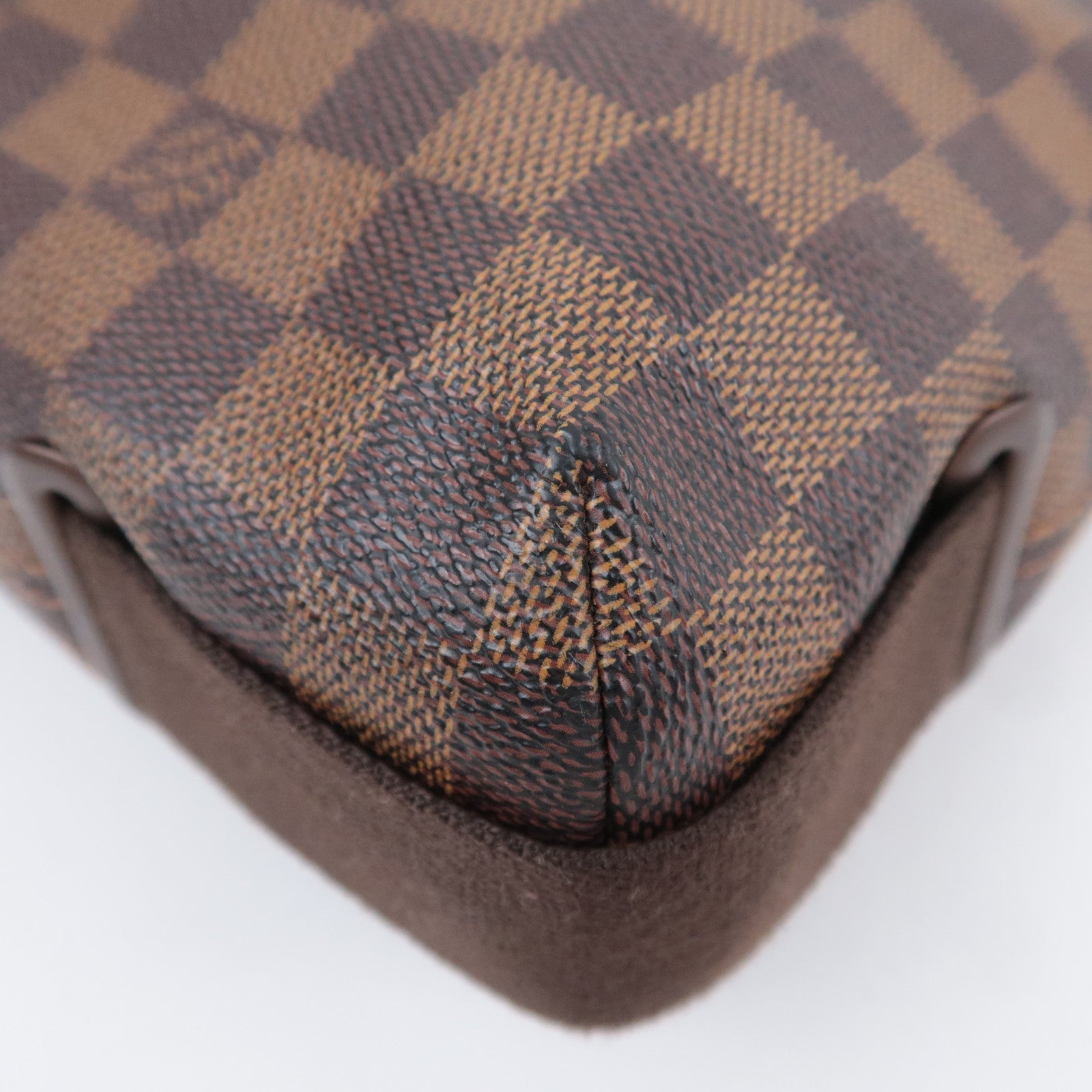 Louis Vuitton Damier Brooklyn MM Crossbody Bag N51211