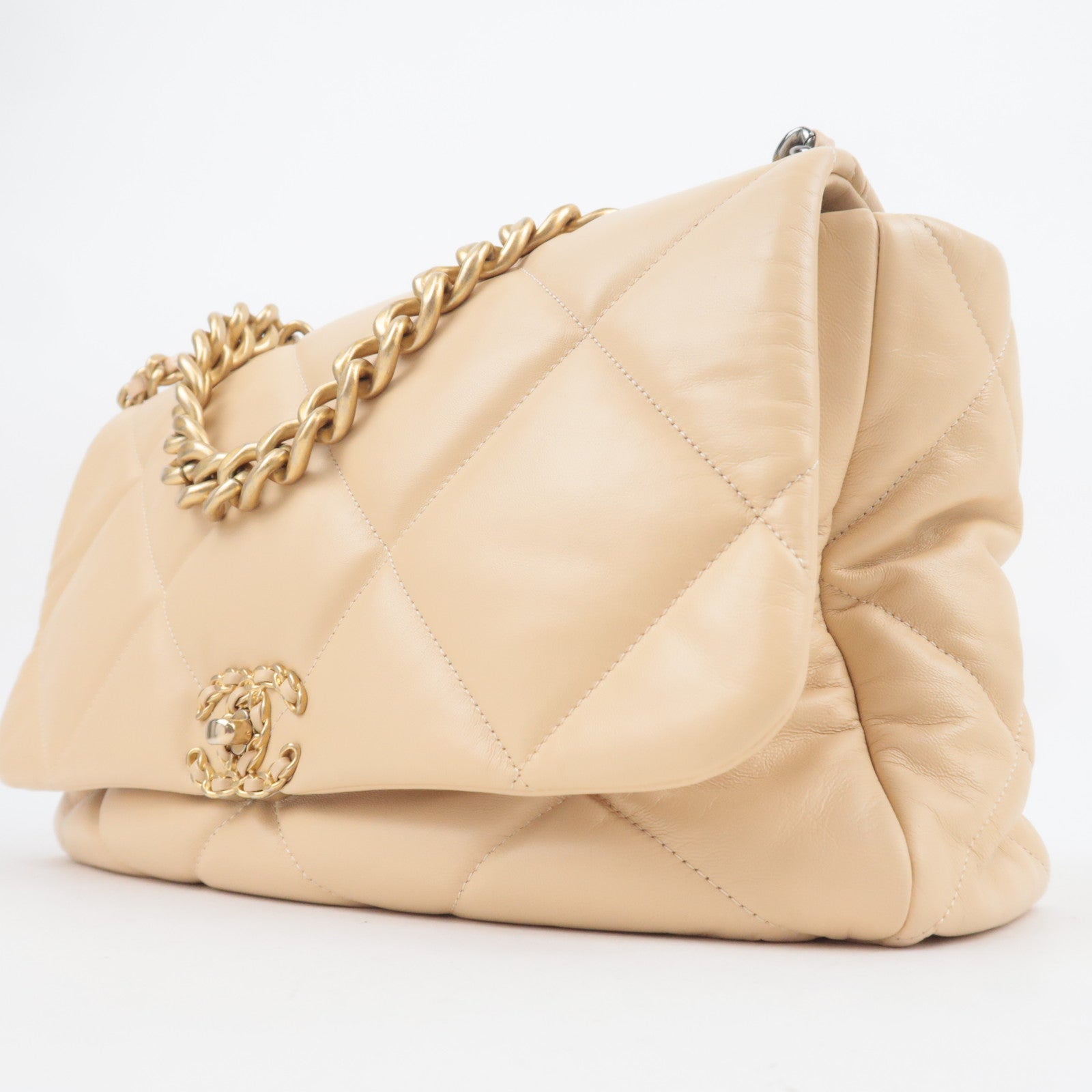 CHANEL 19 Dixneuf Maxi Lambskin Chain Shoulder Bag AS1162