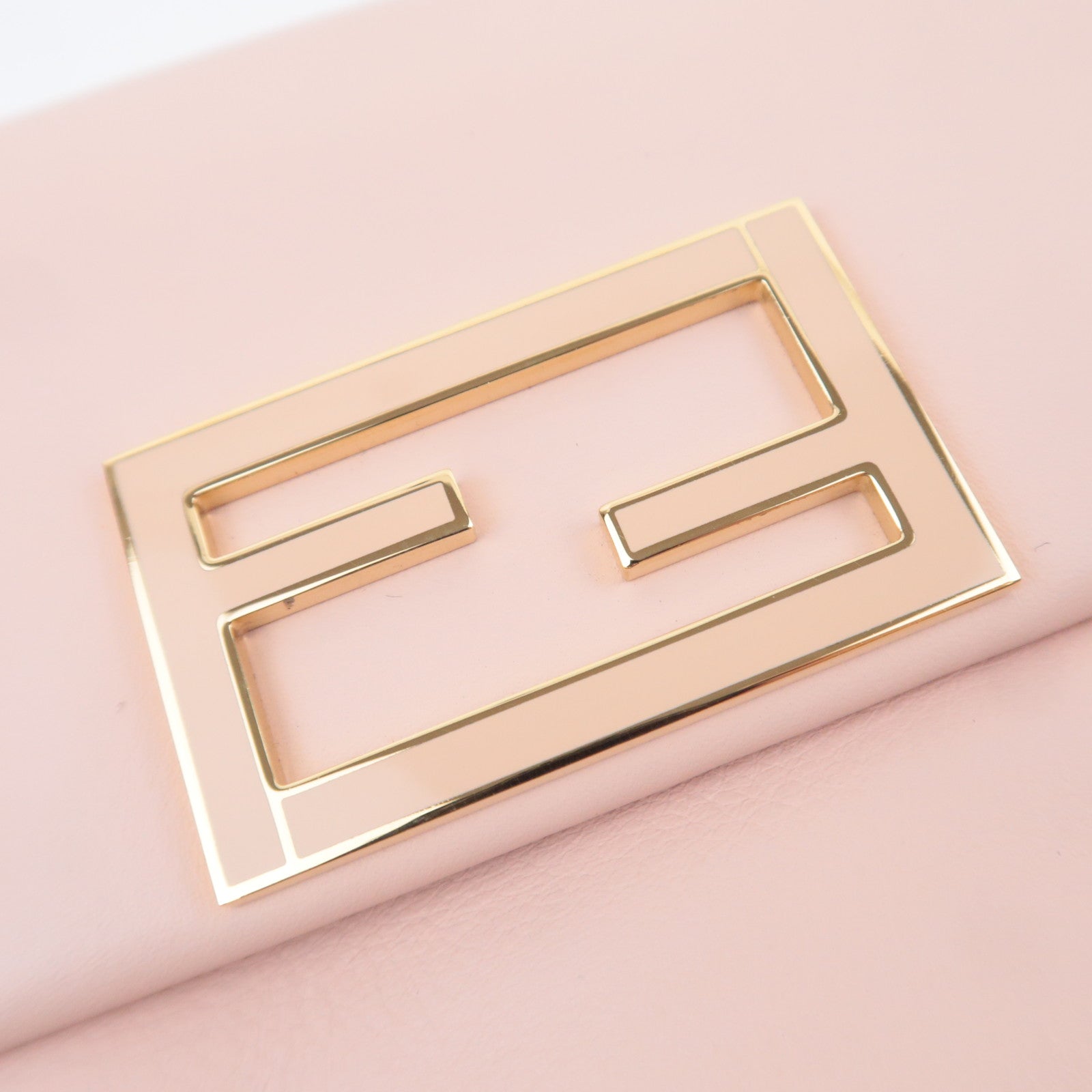 FENDI Leather Chain Shoulder Bag Pink 8M0276