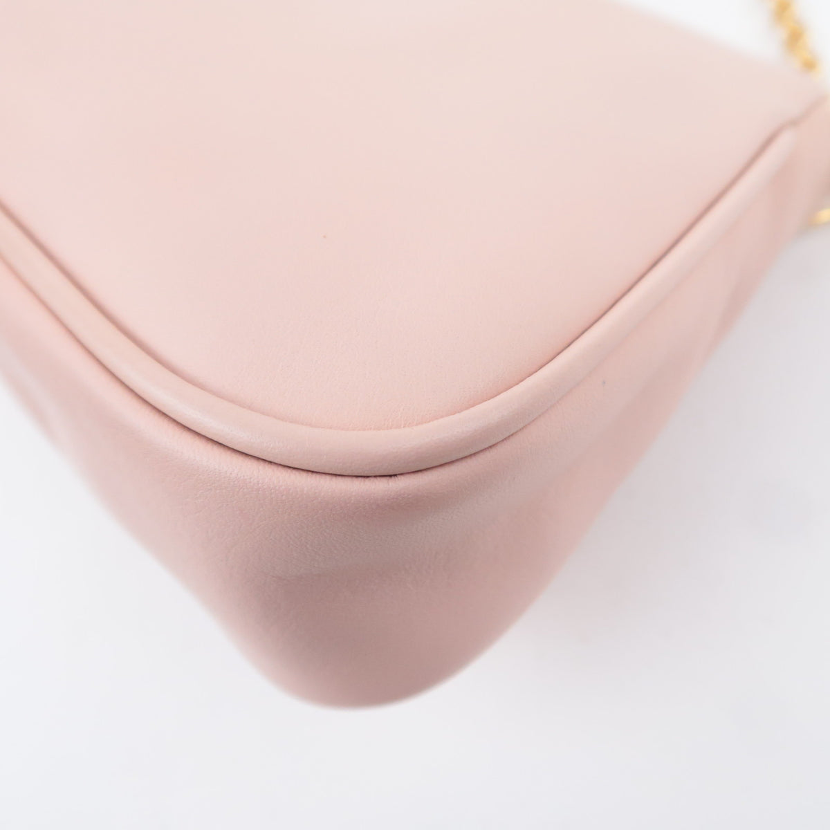 FENDI Leather Chain Shoulder Bag Pink 8M0276
