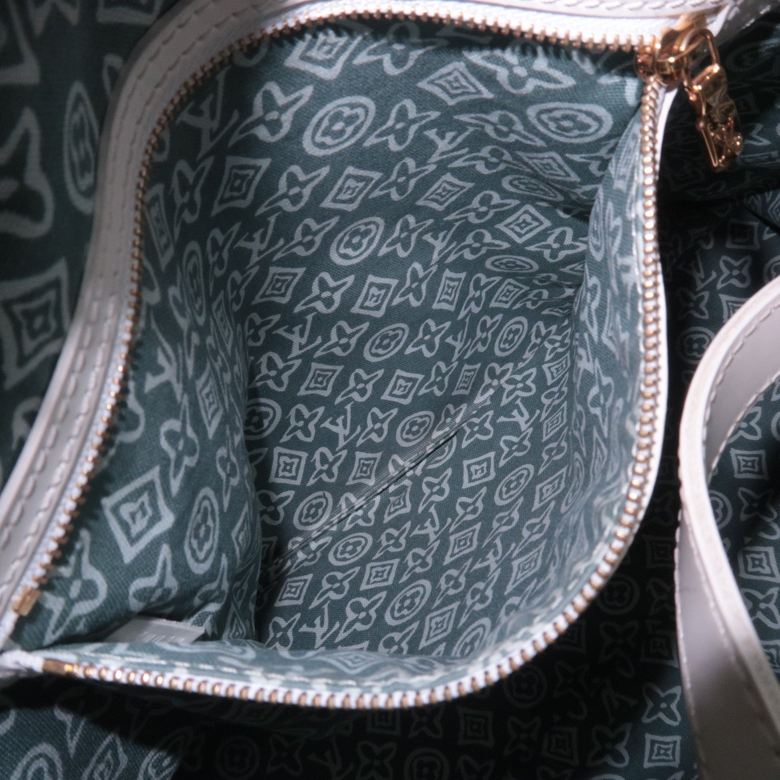 Louis Vuitton Cruise Line Tahitienne PM Tote Bag Menthe M95678