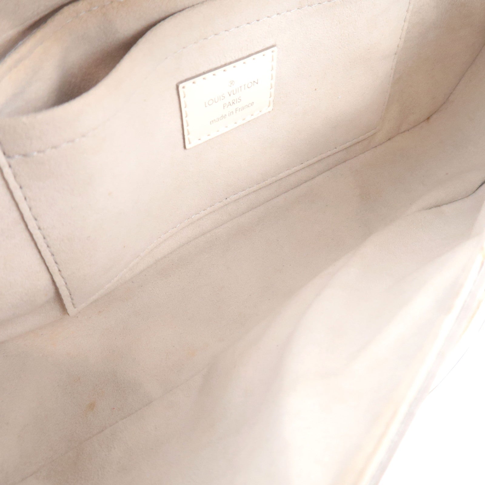 Louis Vuitton Epi Pochette Montaigne Ivoire M5929J