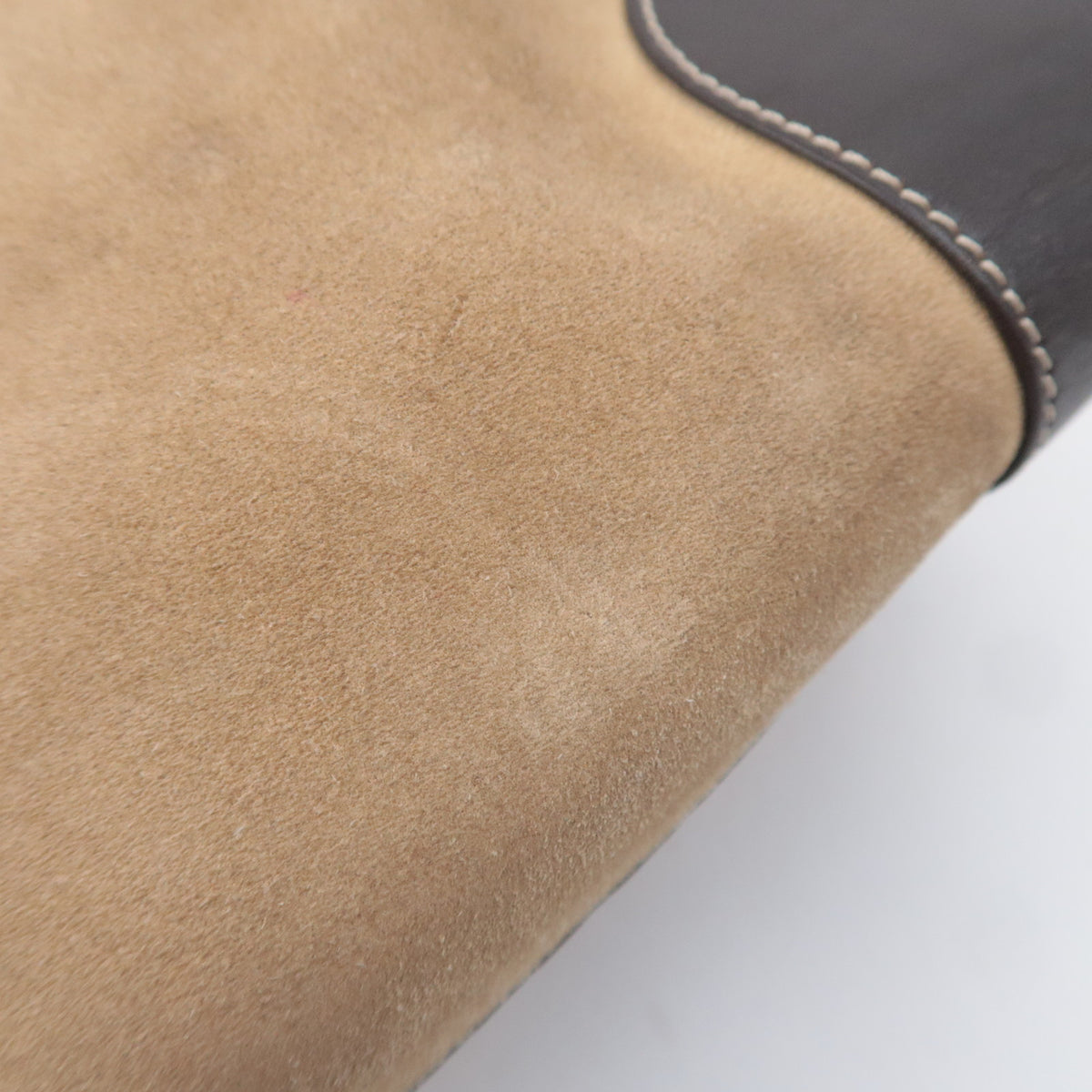 LOEWE Amazona 32 Suede Handbag Beige