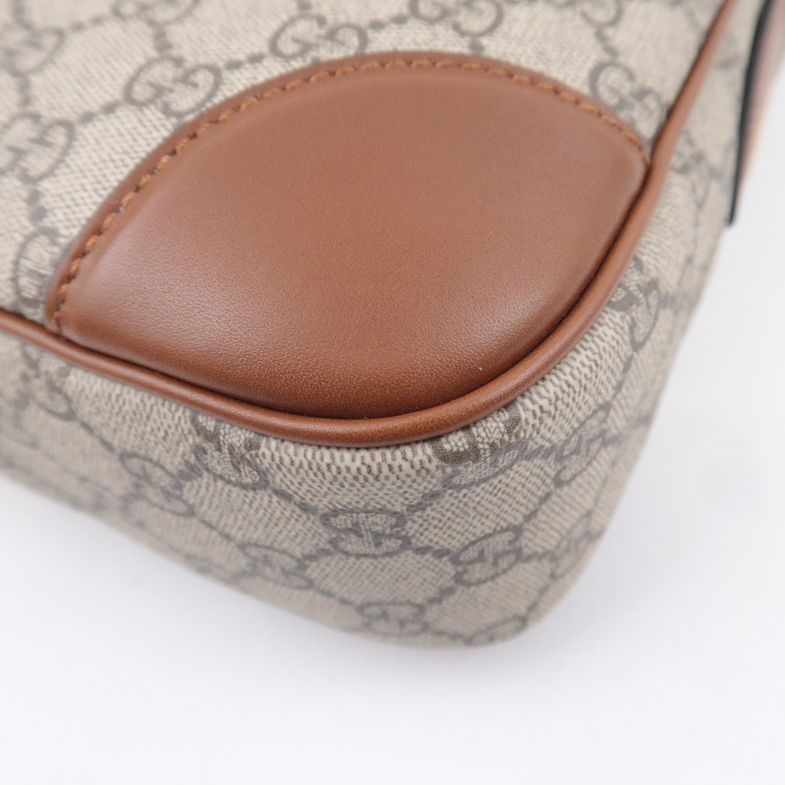 GUCCI GG Emblem Medium Briefcase
