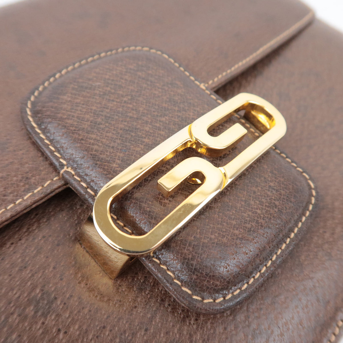 GUCCI Old Gucci GG Logo Buckle Leather Shoulder Bag