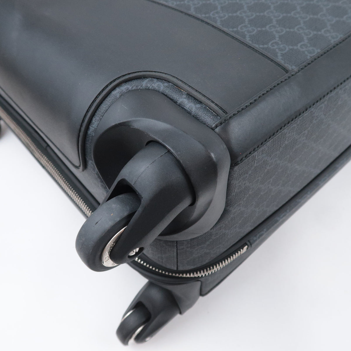 GUCCI GG Supreme Luggage Case Black 474356