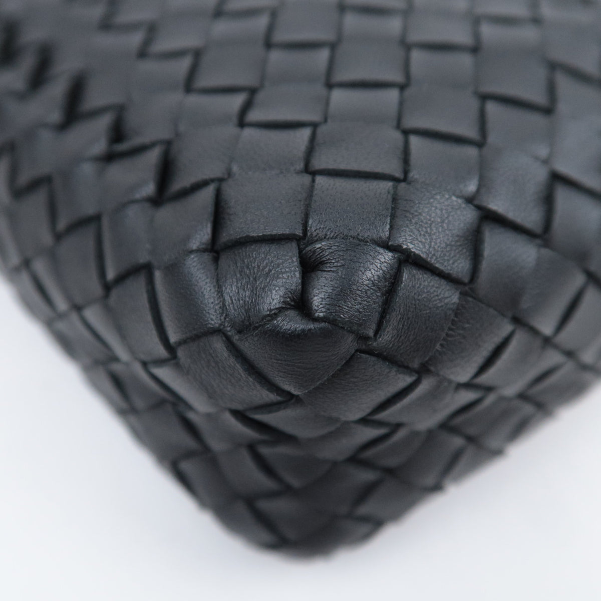 BOTTEGA VENETA Intrecciato Shoulder Bag