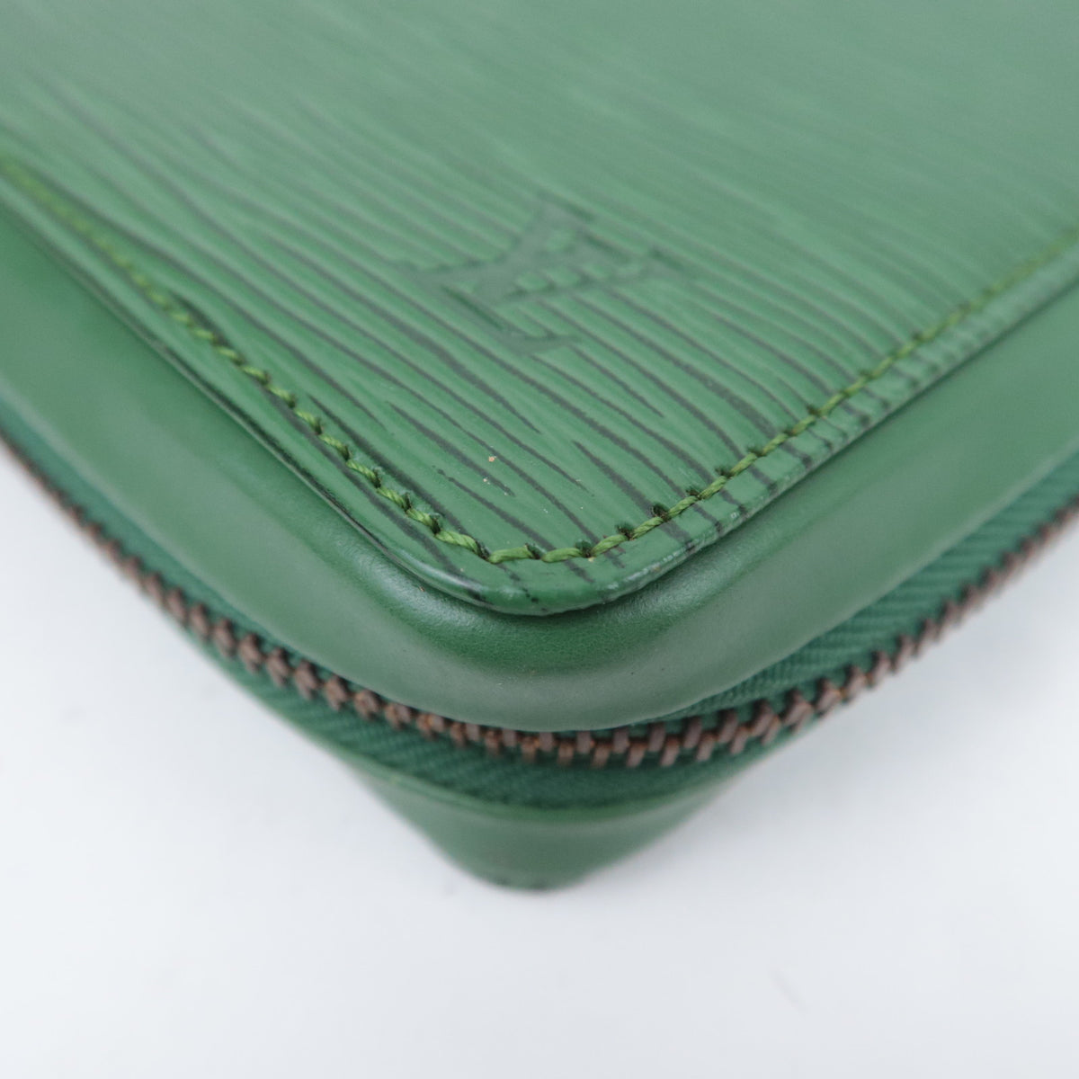 Louis Vuitton Epi Agenda Voyage Planner Cover R20034