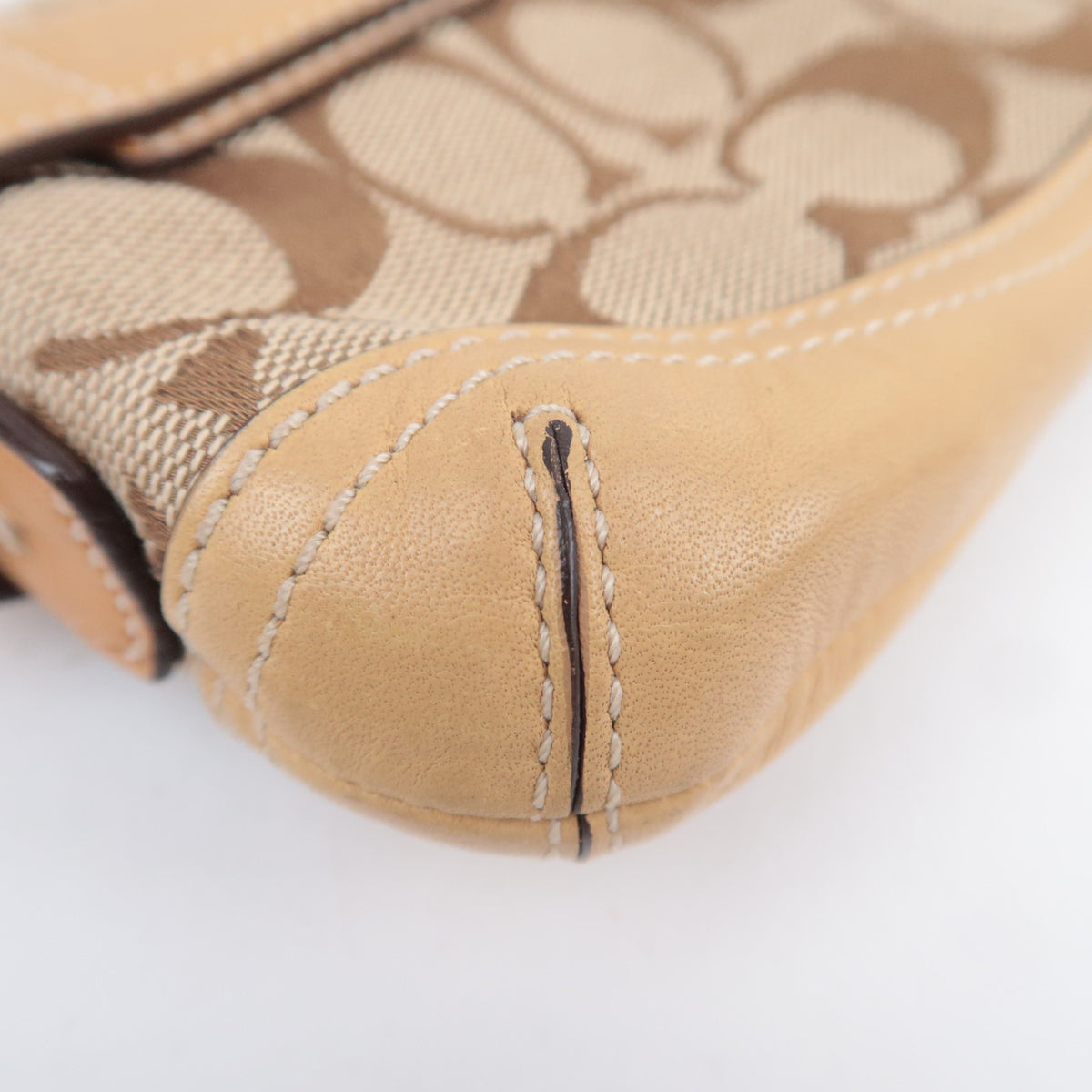 COACH Signature Canvas Shoulder Bag Beige 5107