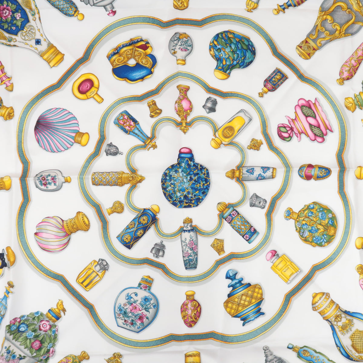 HERMES Carre 90 Scarf Quimporte Le Flacon