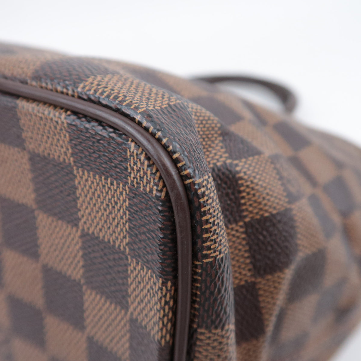 Louis Vuitton Damier Saleya MM Hand Bag N51182