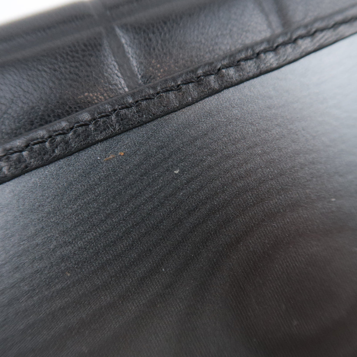 CHANEL Chocolate Bar Trifold Wallet Lambskin