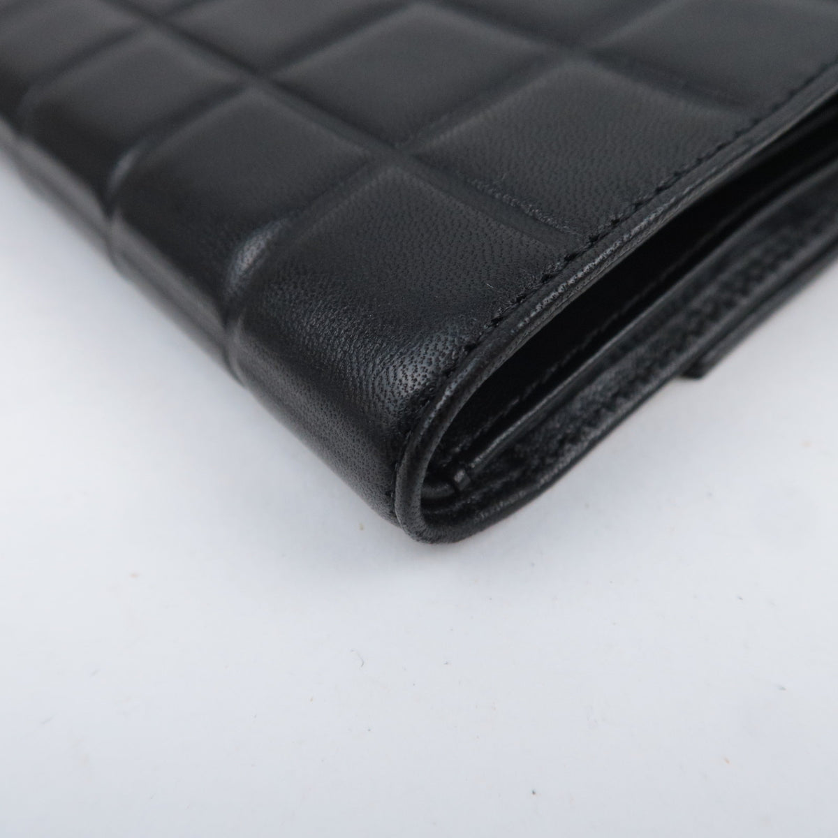 CHANEL Chocolate Bar Trifold Wallet Lambskin