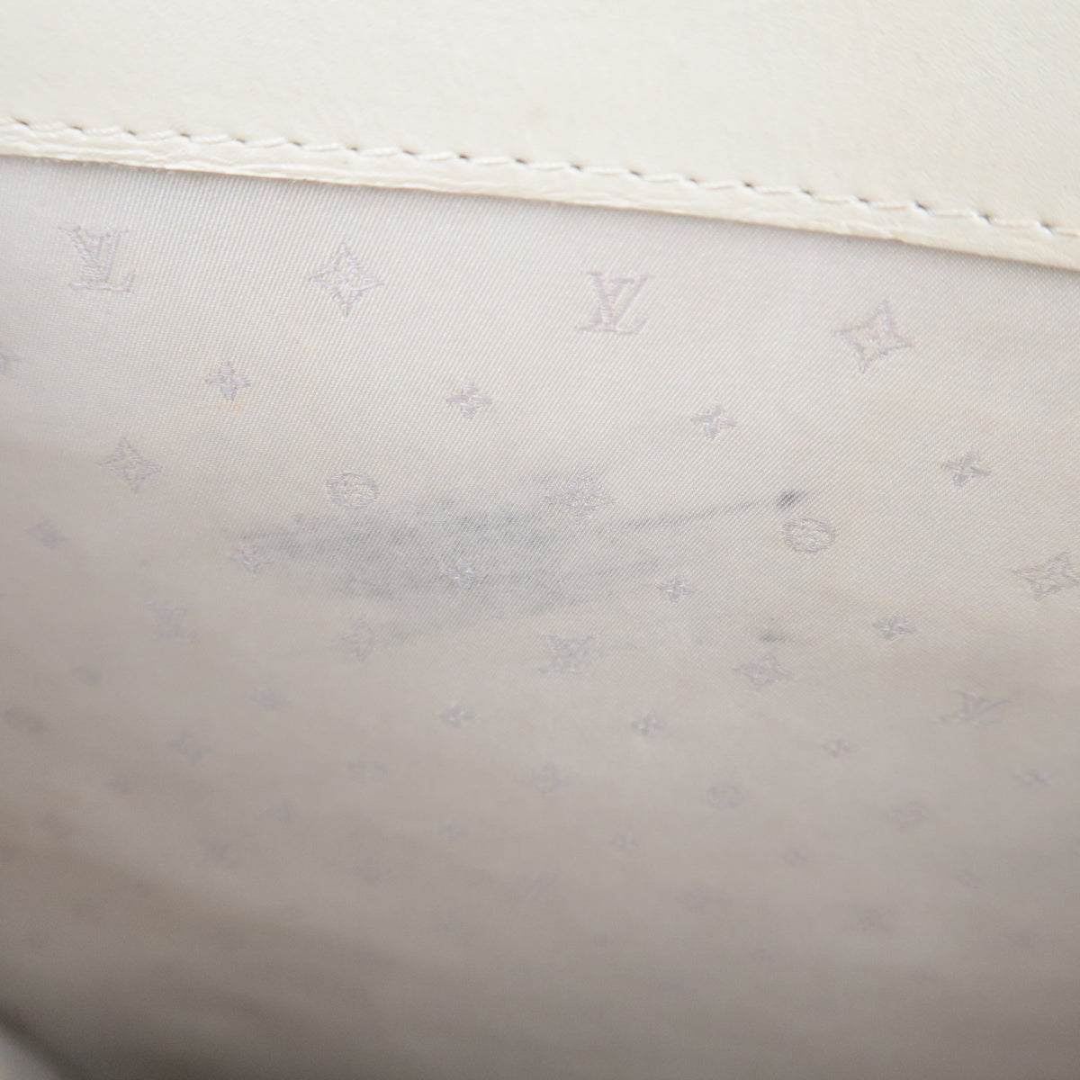 Louis Vuitton Suhali L'Imprevisible Tote Bag M91819