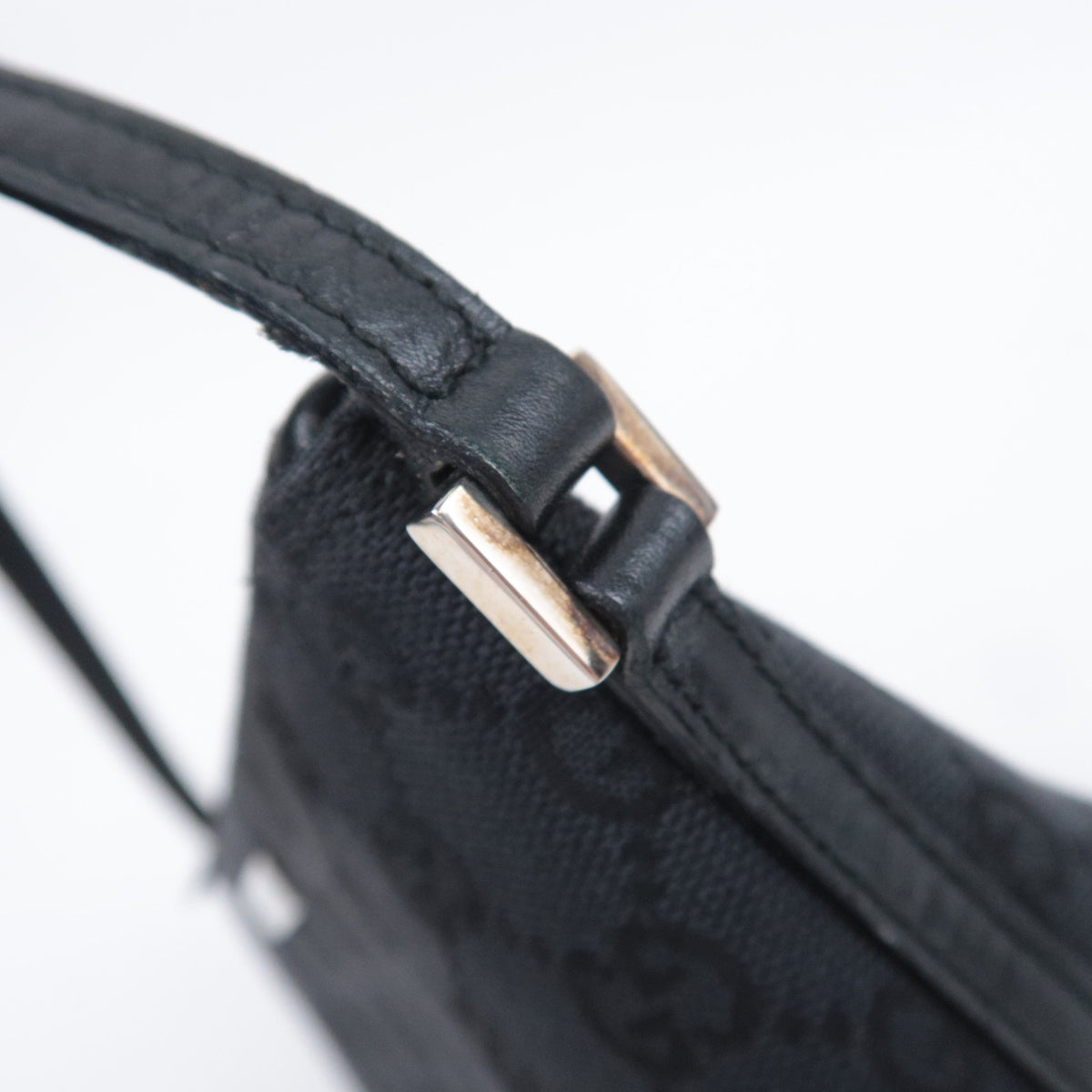 GUCCI GG Canvas Boat Bag Black 039.1103