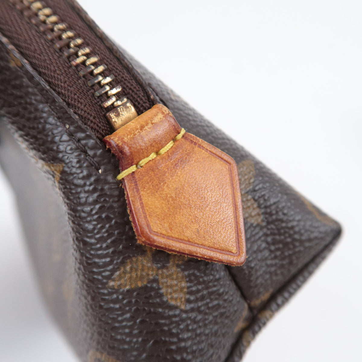 Louis Vuitton Monogram Pochette Cosmetic M47515