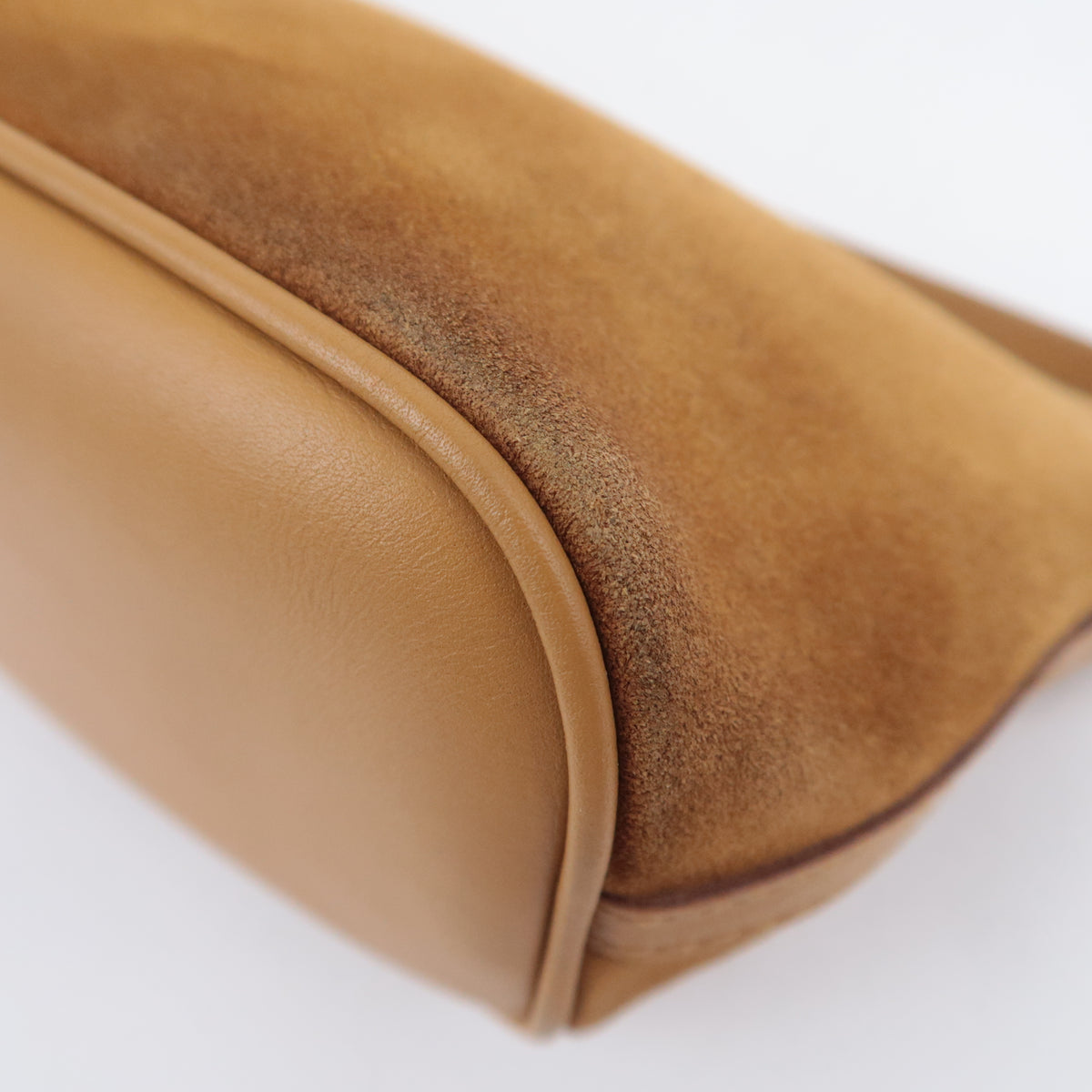 GUCCI Suede Boat Bag Light Brown 039.1103