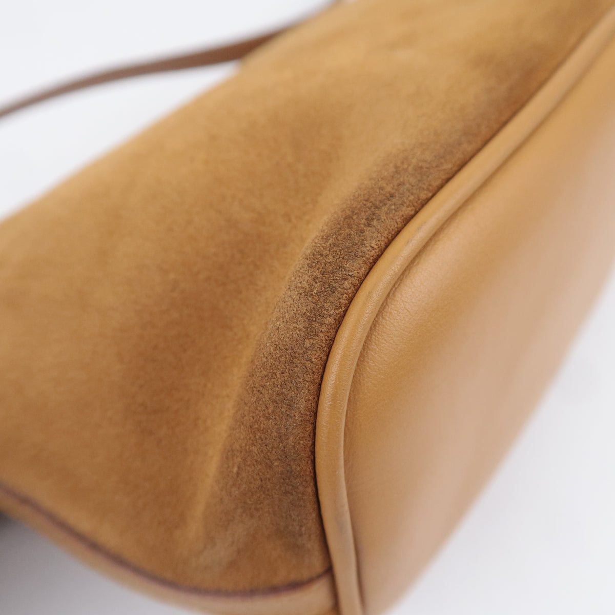 GUCCI Suede Boat Bag Light Brown 039.1103