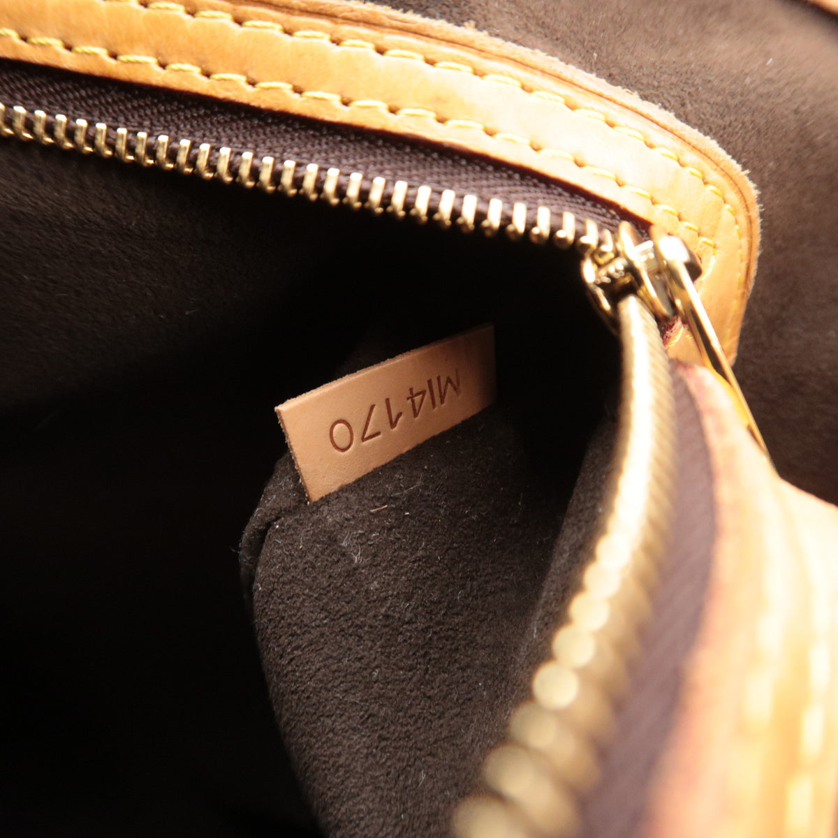 Louis Vuitton Monogram Wilshire MM Tote Bag M45644