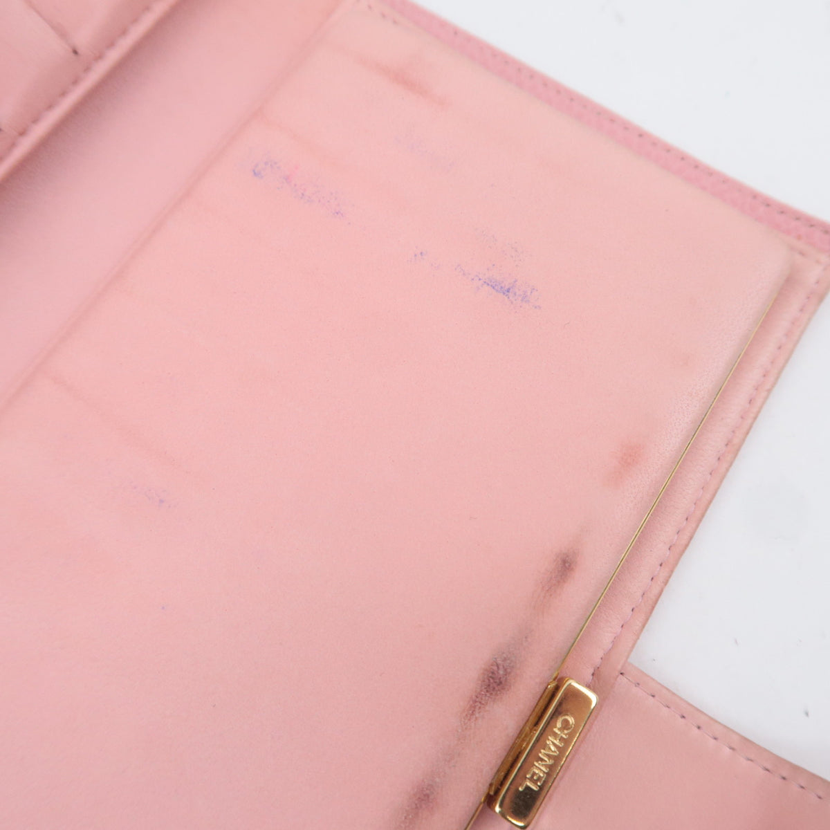 CHANEL Coco Mark Kiss Lock Wallet Caviarskin