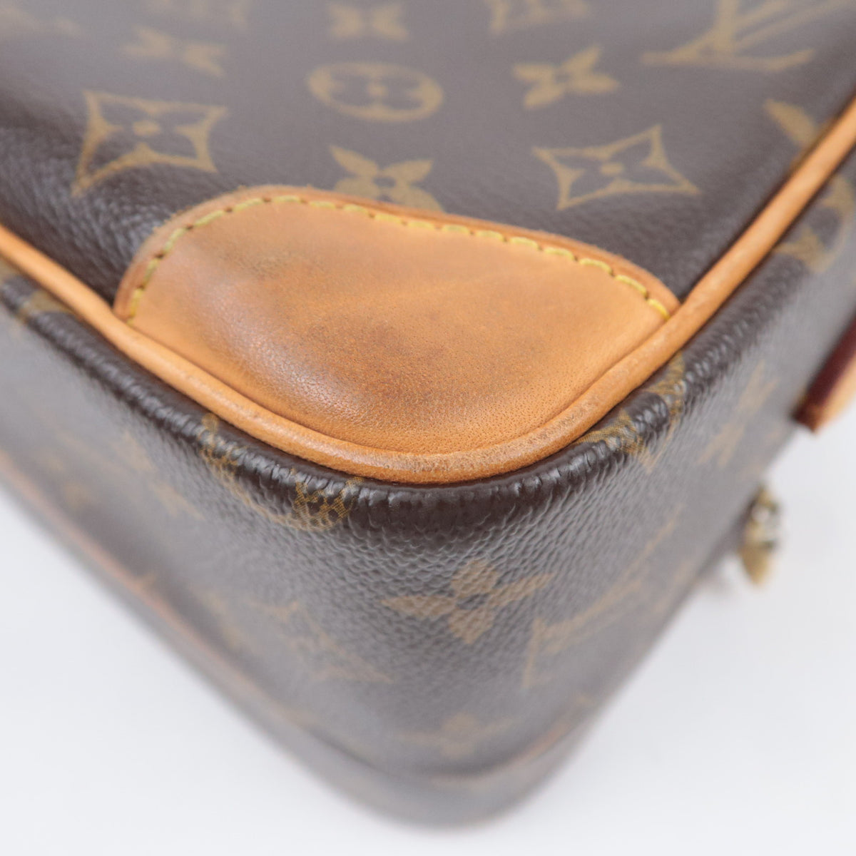 Louis Vuitton Monogram Nile Shoulder Bag M45244