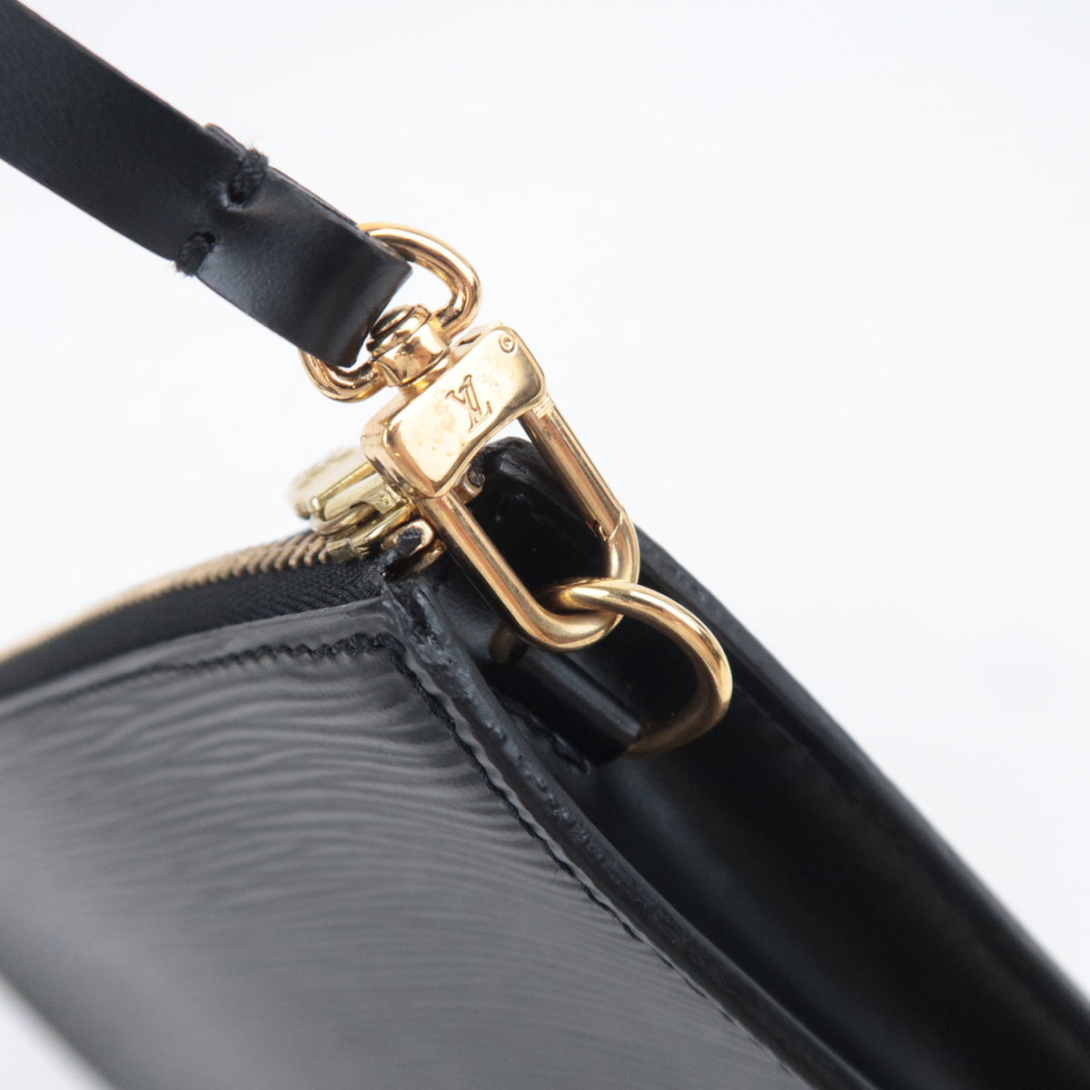 Louis Vuitton Epi Pochette Accessoires Handbag M52942