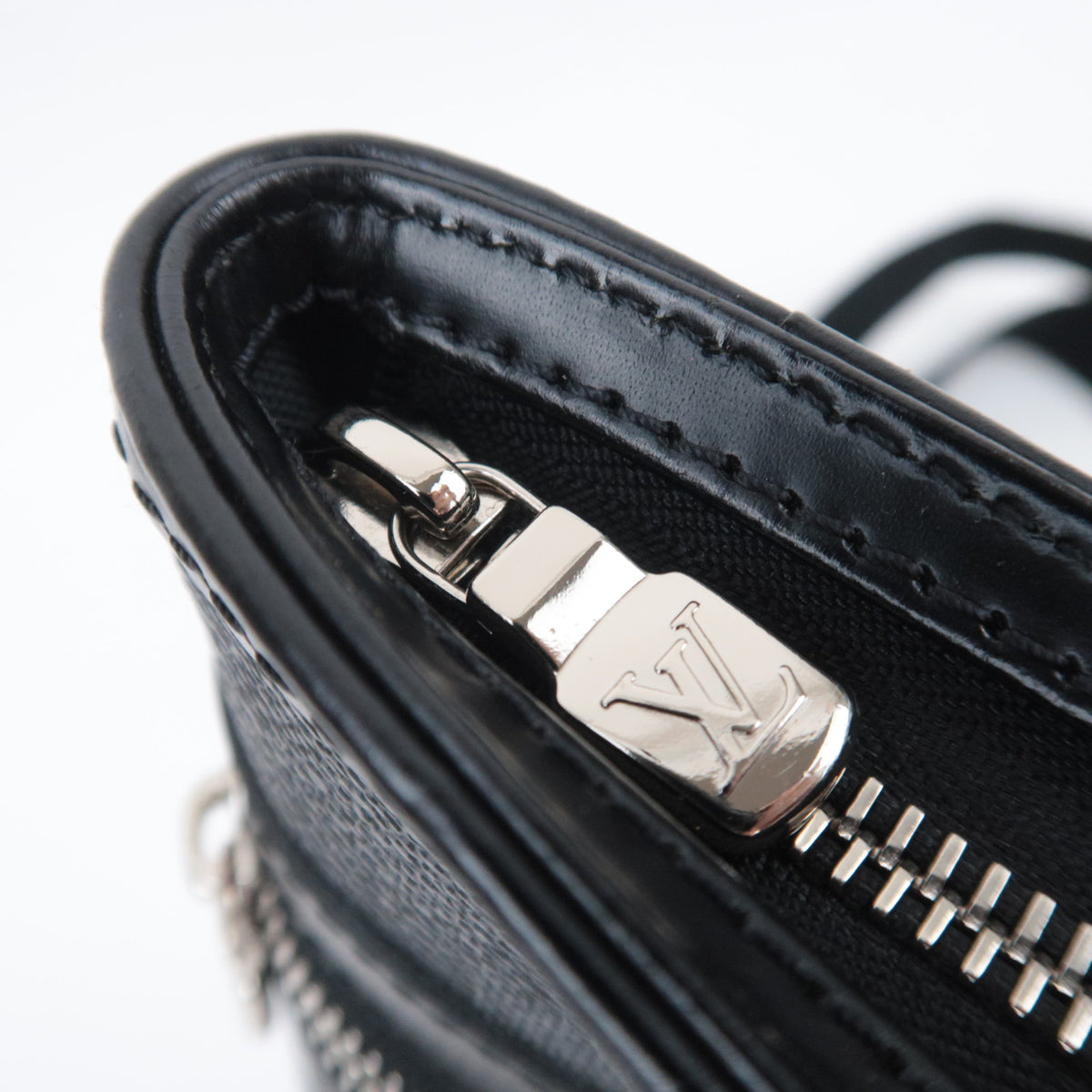Louis Vuitton Damier Graphite Thomas Shoulder bag N58028