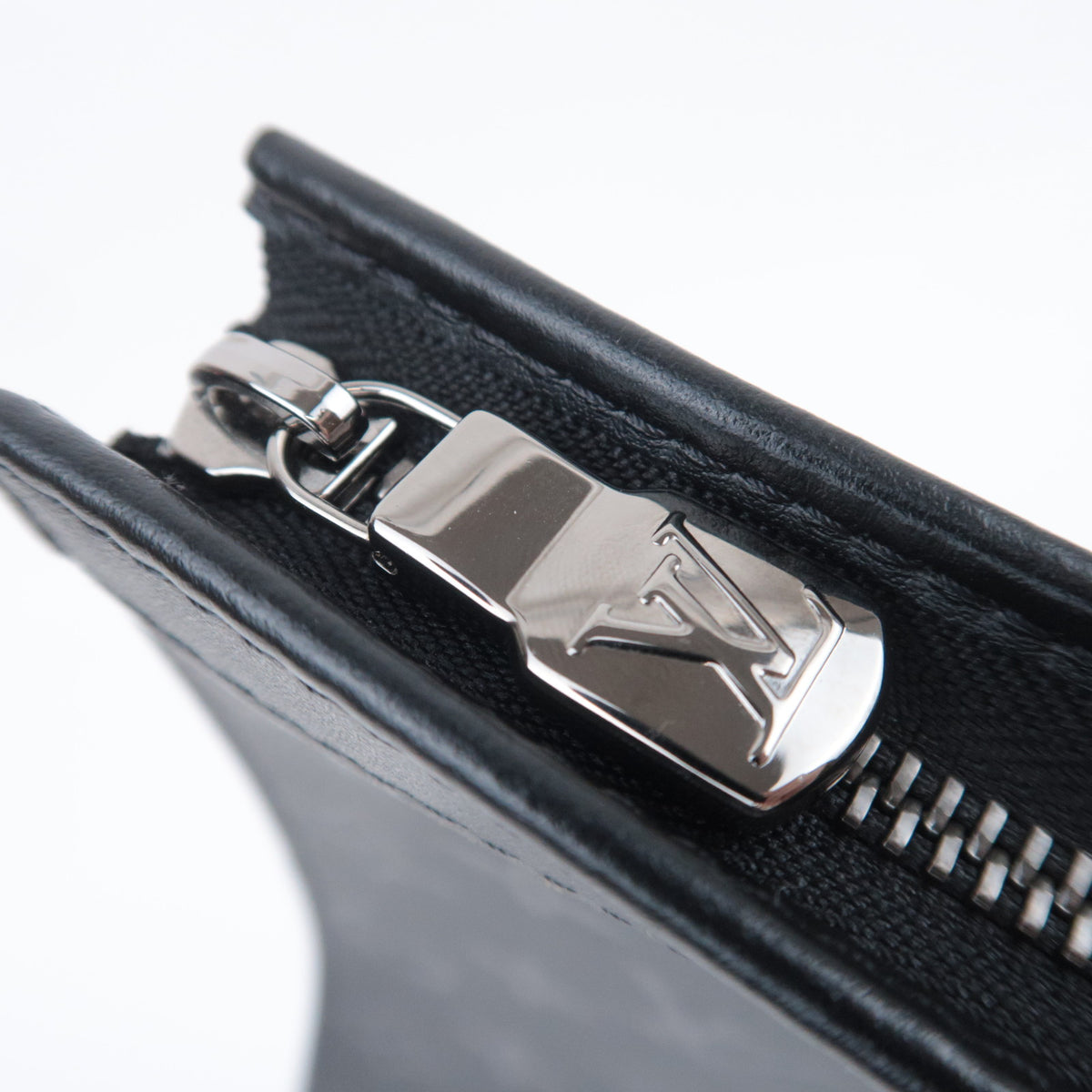 Louis Vuitton Monogram Eclipse Space Age Pochette Voyage MM M80914