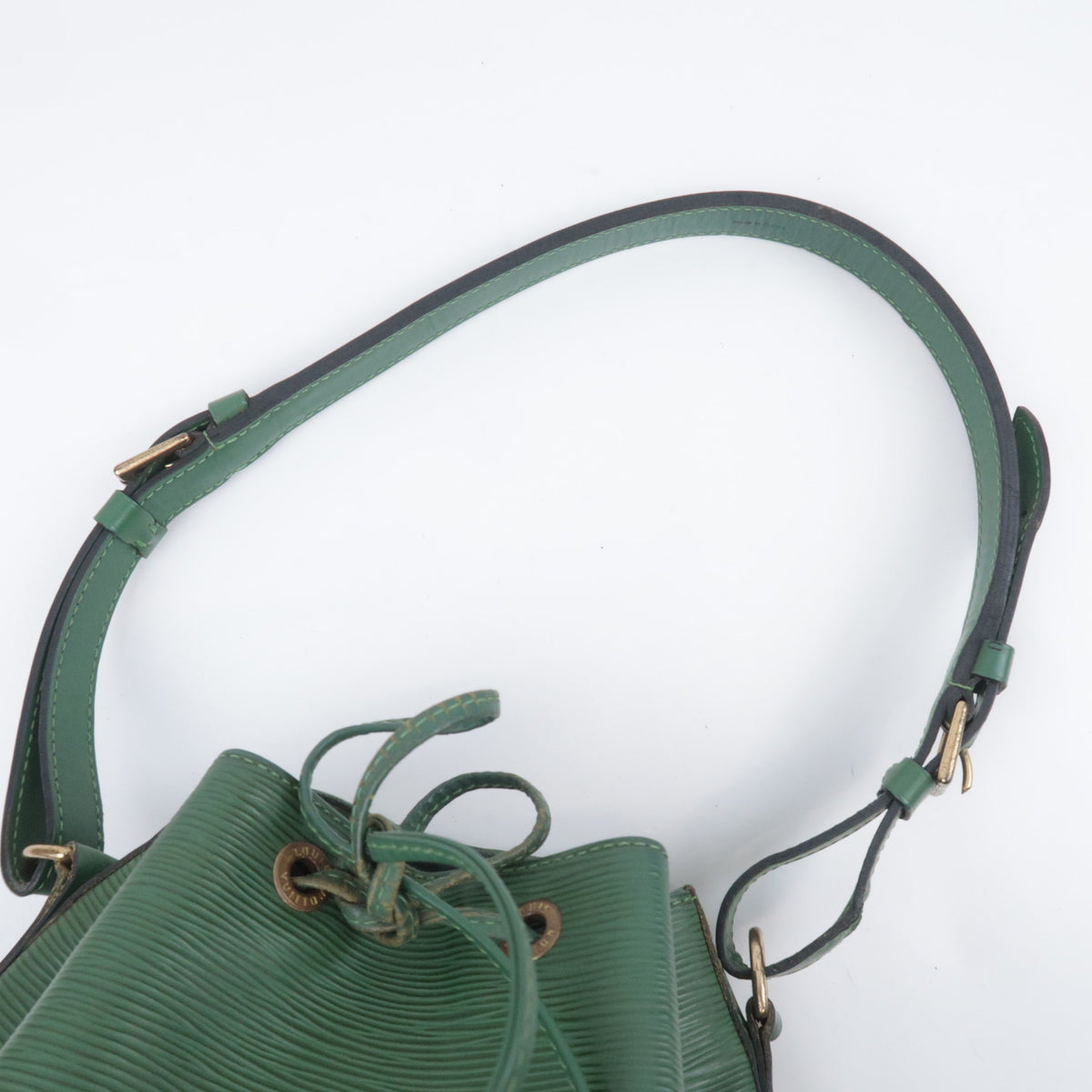 Louis Vuitton Epi Petit Noe Shoulder Bag M44104