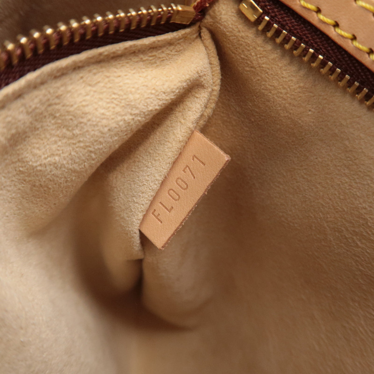 Louis Vuitton Monogram Looping MM Shoulder bag M51146