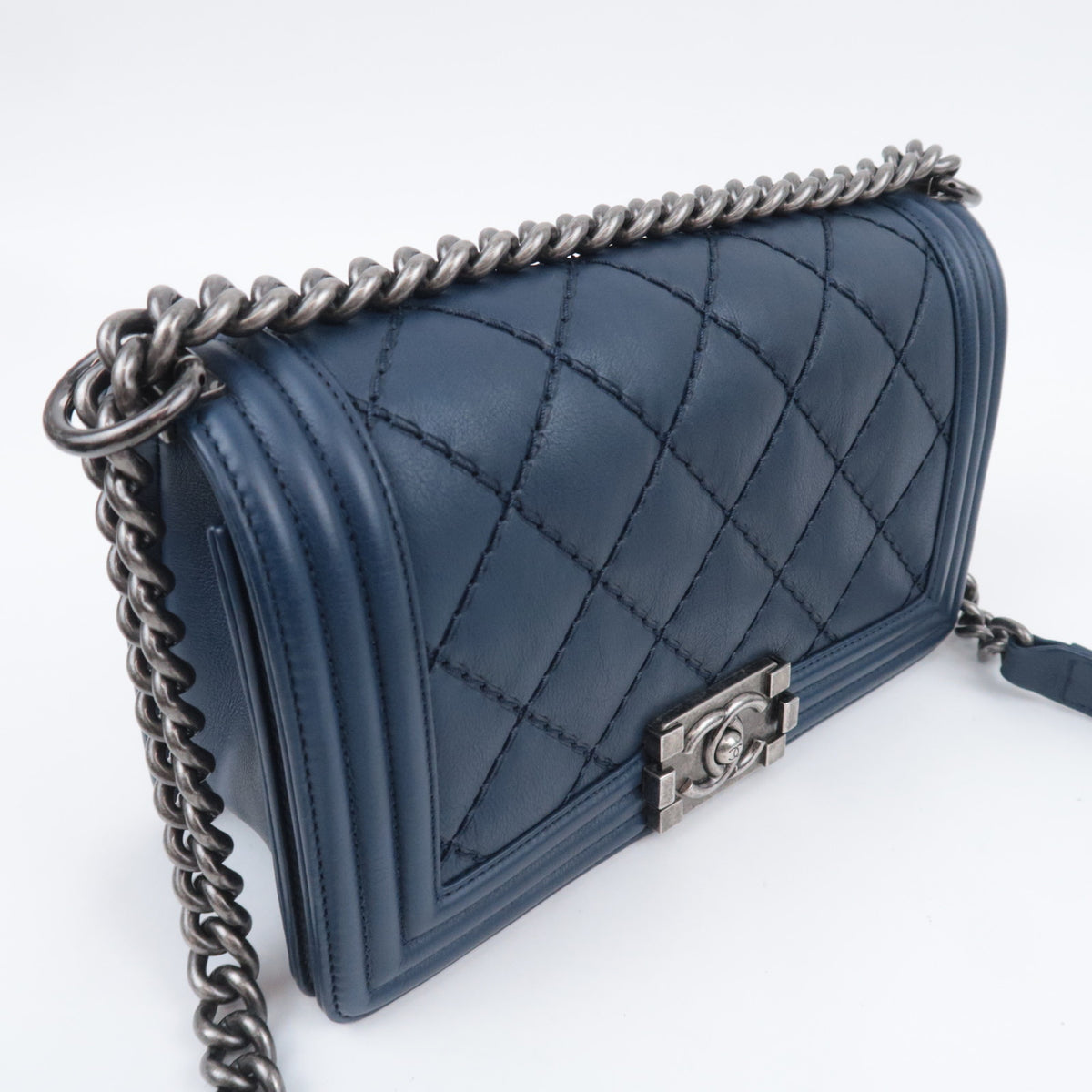 CHANEL Wild Stitch Boy Chanel 25 Flap Bag Lambskin
