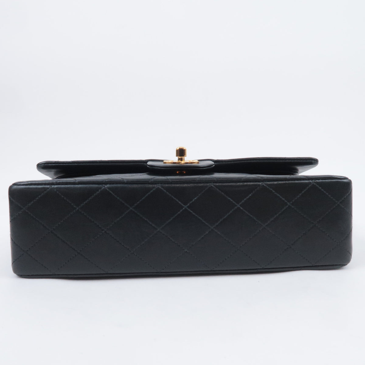 CHANEL Matelasse 25 Chain Shoulder Bag Lambskin