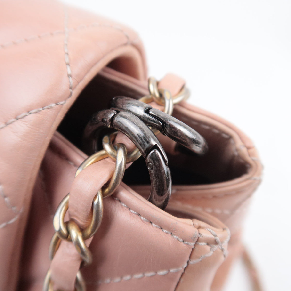 CHANEL Daily Walk Matelasse Pink Leather Flap Bag
