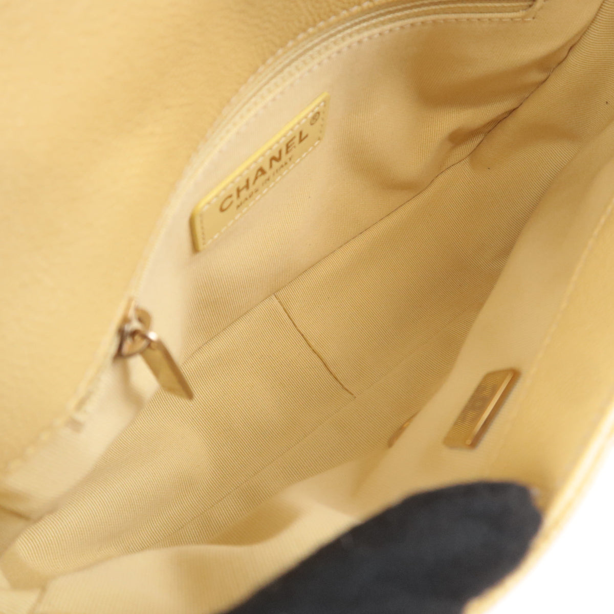 CHANEL Classic Chain Shoulder Bag Caviarskin