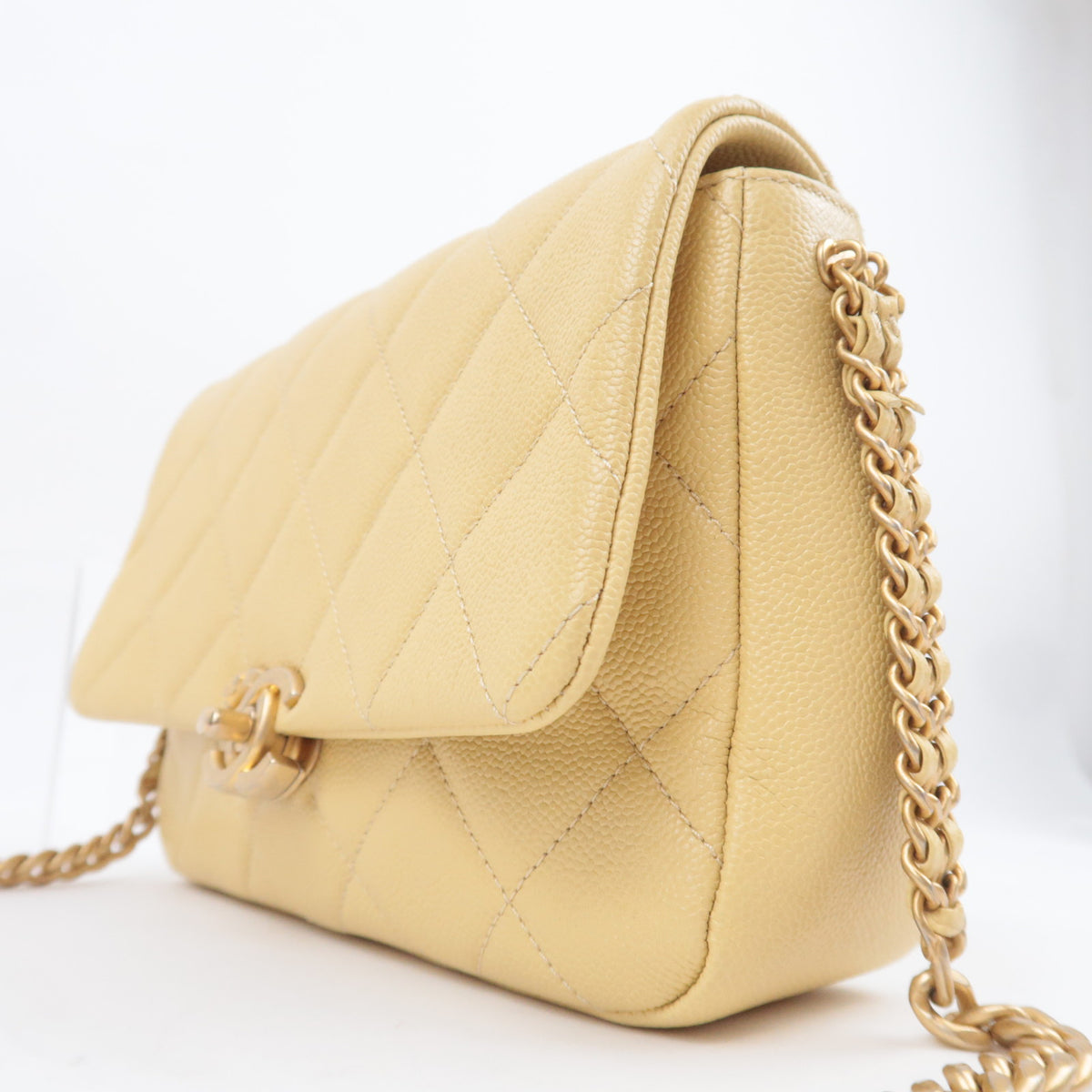 CHANEL Classic Chain Shoulder Bag Caviarskin