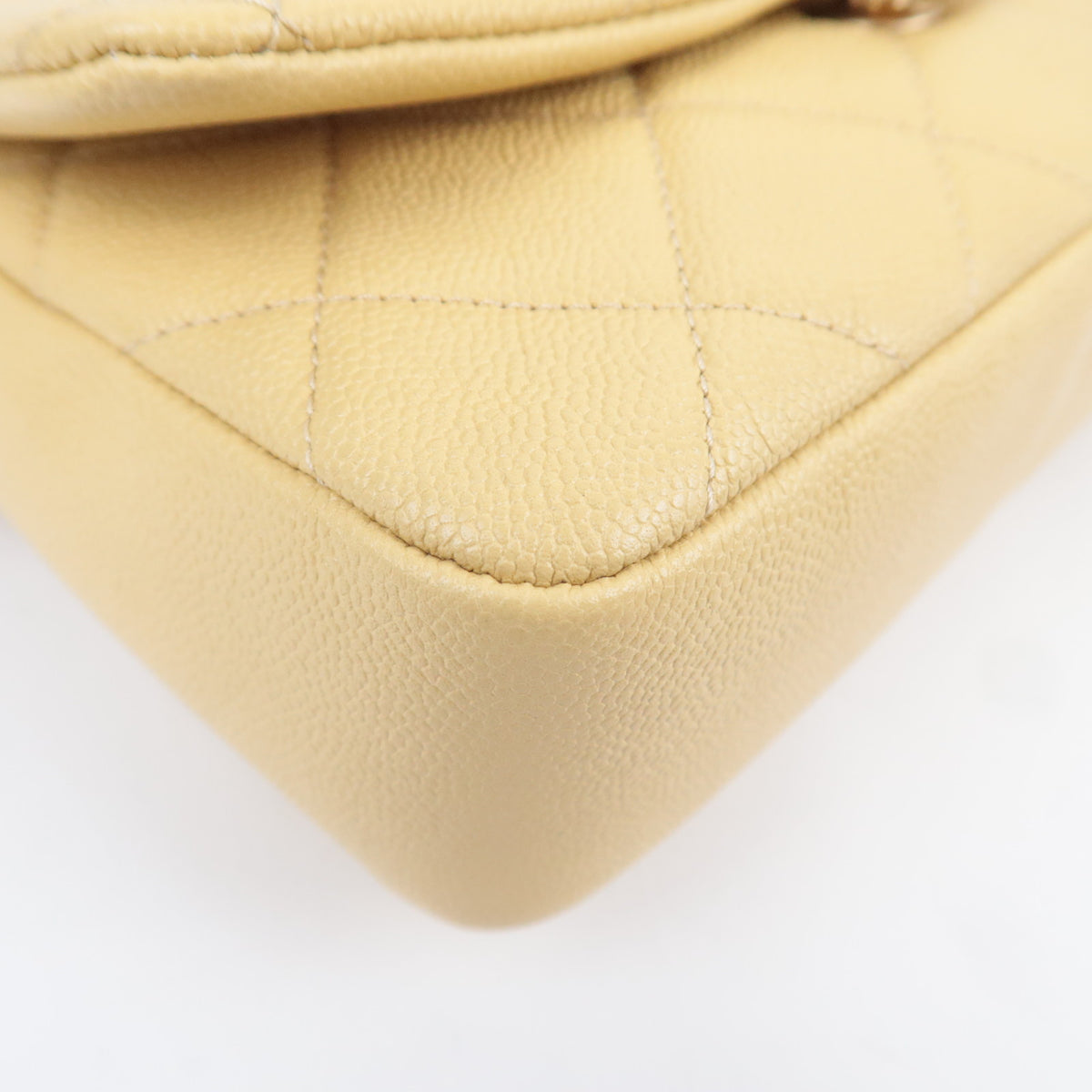 CHANEL Classic Chain Shoulder Bag Caviarskin