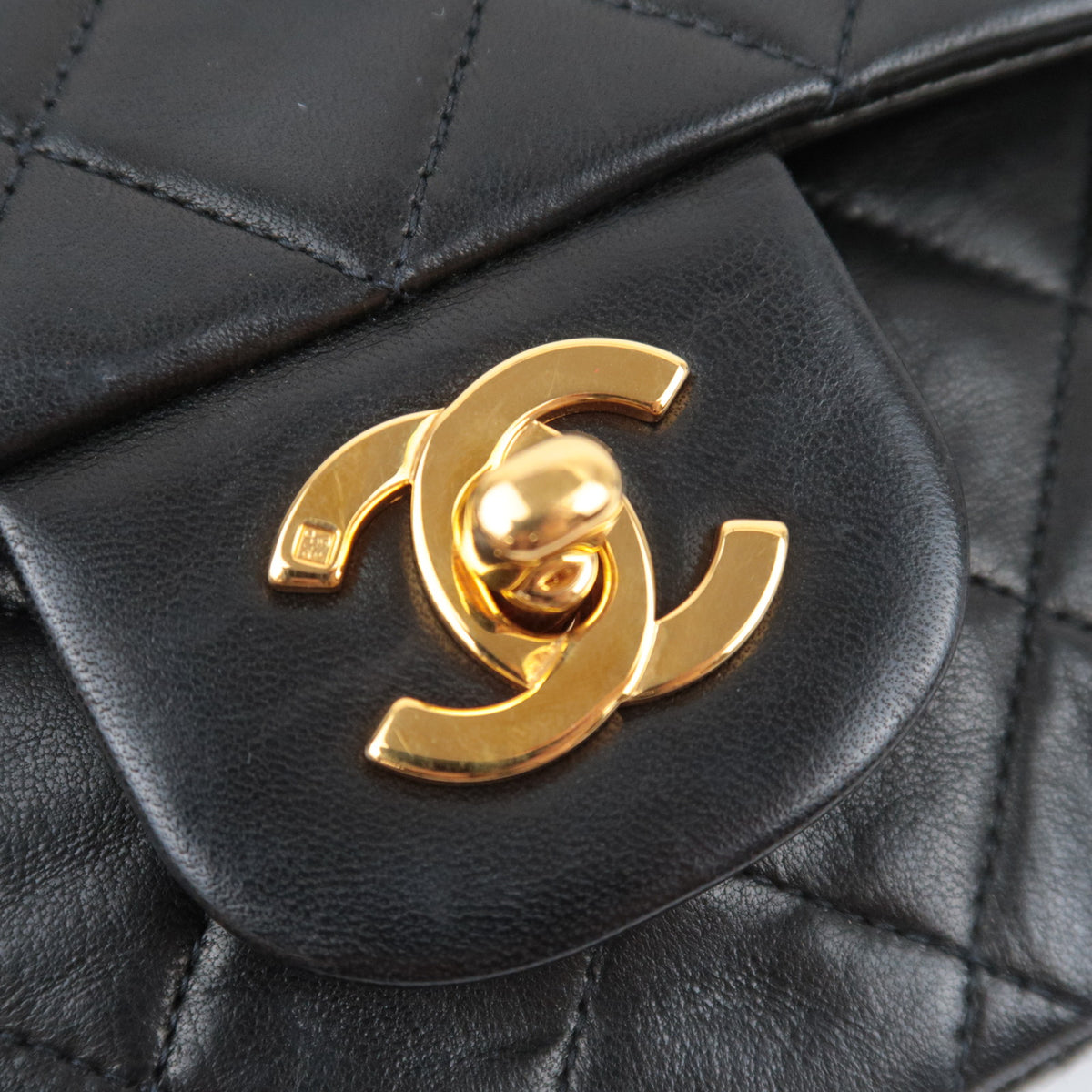 CHANEL Matelasse 25 Double Flap Shoulder Bag Lambskin