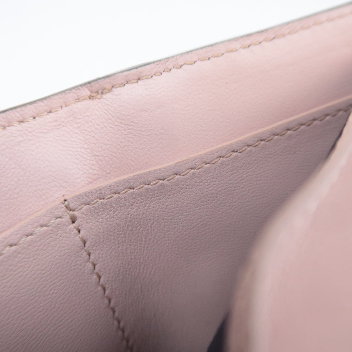 FENDI F Is FENDI Leather Tri-Fold Wallet 8M0395