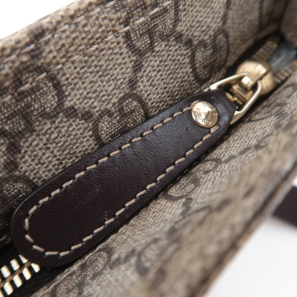 GUCCI GG Supreme Flat Shoulder Bag 201538