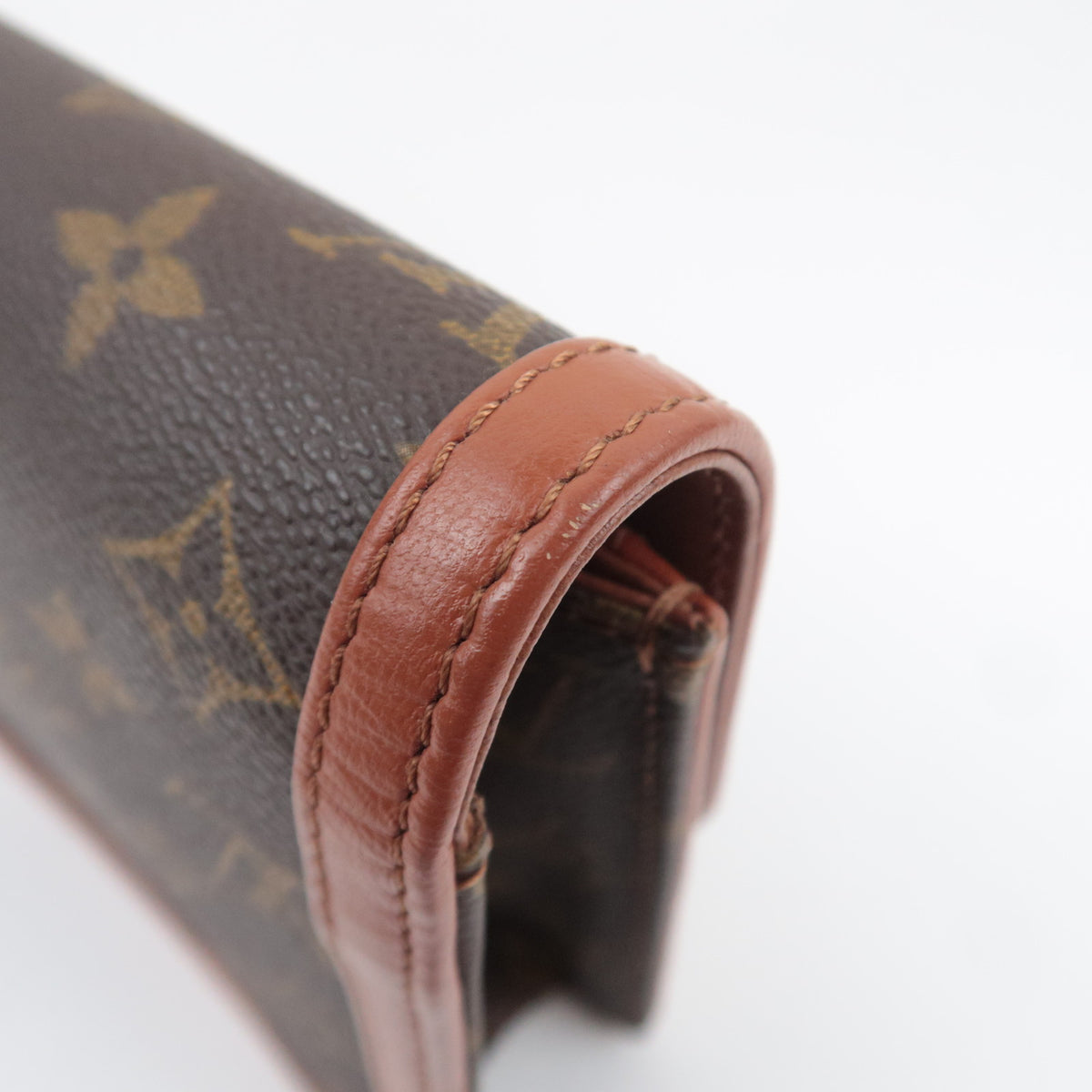 Louis Vuitton Monogram Pochette Dame GM Clutch Bag M51812