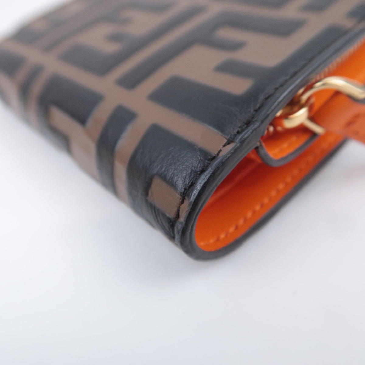 FENDI F is Fendi Leather Wallet 8M0386