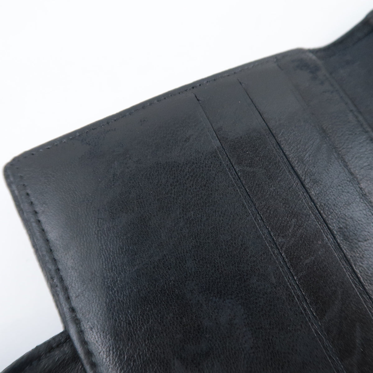 CHANEL Coco Mark Bi-Fold Wallet Caviarskin