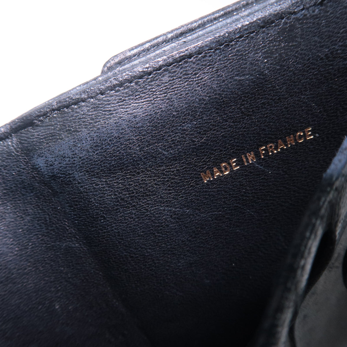 CHANEL Coco Mark Bi-Fold Wallet Caviarskin