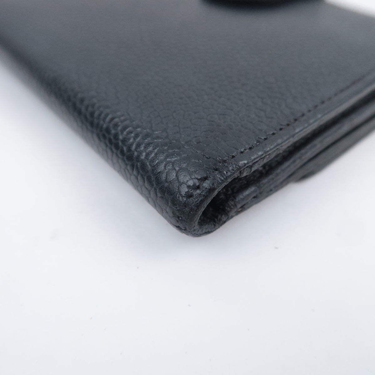 CHANEL Coco Mark Bi-Fold Wallet Caviarskin