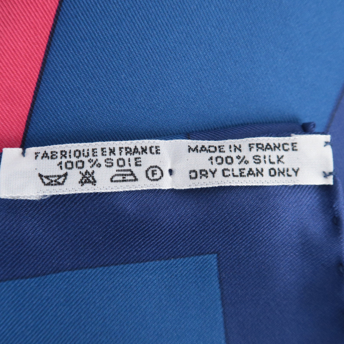 HERMES Carre 90 Scarf HELLO DOLLY