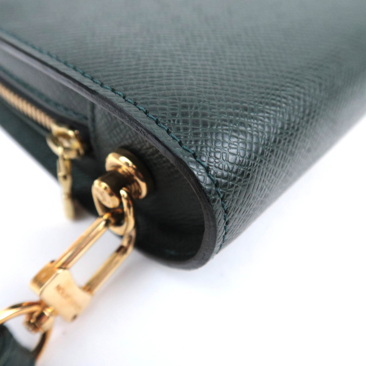 Louis Vuitton Taiga Baikal Clutch bag M30184