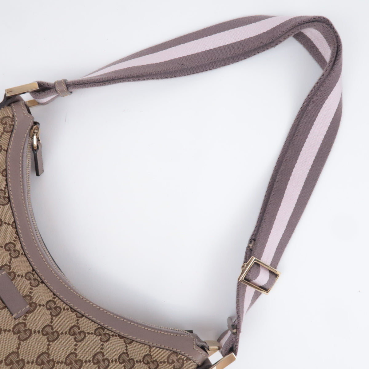 GUCCI GG Canvas Hobo Shoulder Bag 181092