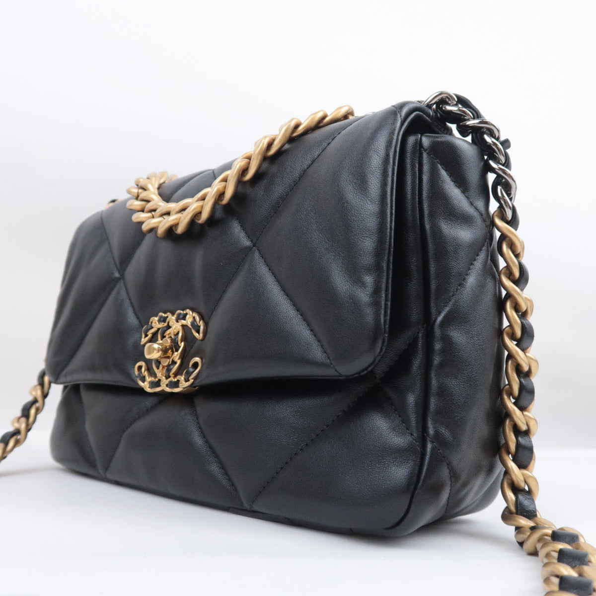 CHANEL 19 Dixneuf Lambskin 2Way Chain Shoulder Bag