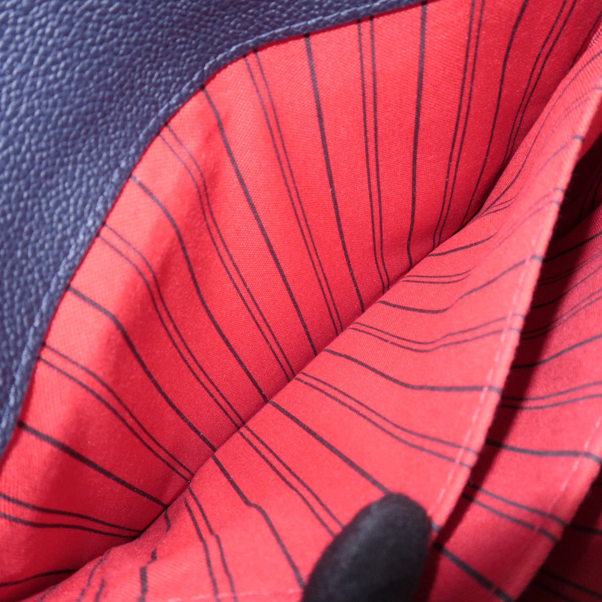 Louis Vuitton Monogram Empreinte Pochette Metis MM Marine Rouge M44071